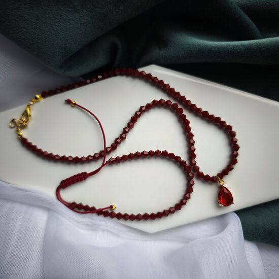 Bordo ar zelta krāsas furnitūru rotu komplekts